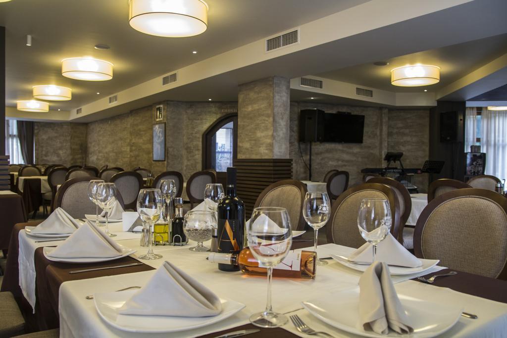 Family Hotel Delta Ognyanovo  Ngoại thất bức ảnh