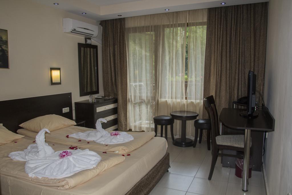Family Hotel Delta Ognyanovo  Phòng bức ảnh